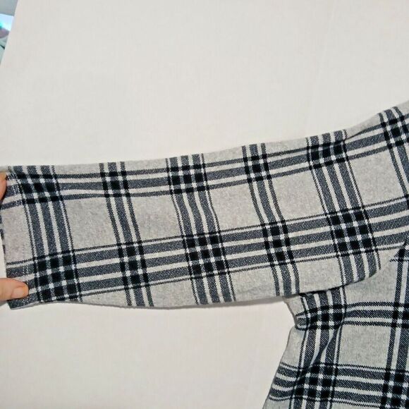 Bobbie Brooks Plus Size 3X Gray & Black Very Soft Boho Modern Buisness Shirt. - Picture 3 of 4